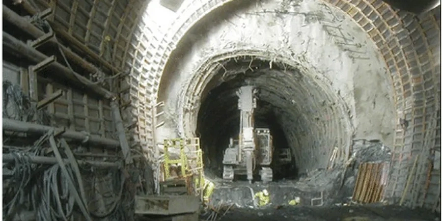 Analyse géotechnique pour tunnels en sols mous à Clermont-Ferrand